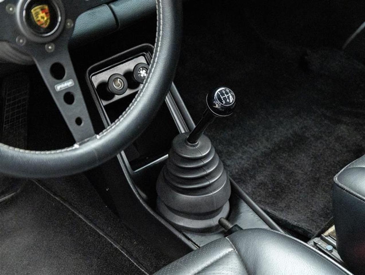 1982 Porsche 911  Photo