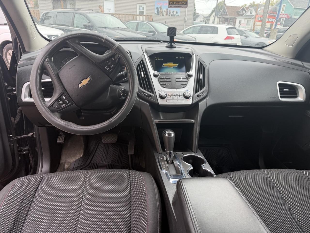 2017 Chevrolet Equinox LS Photo