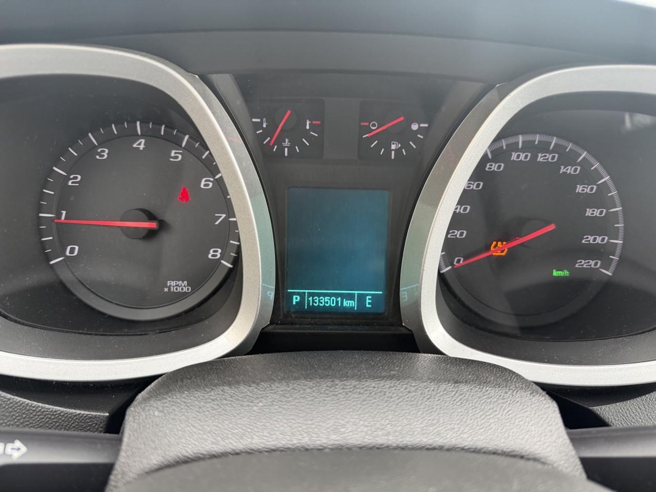 2017 Chevrolet Equinox LS Photo
