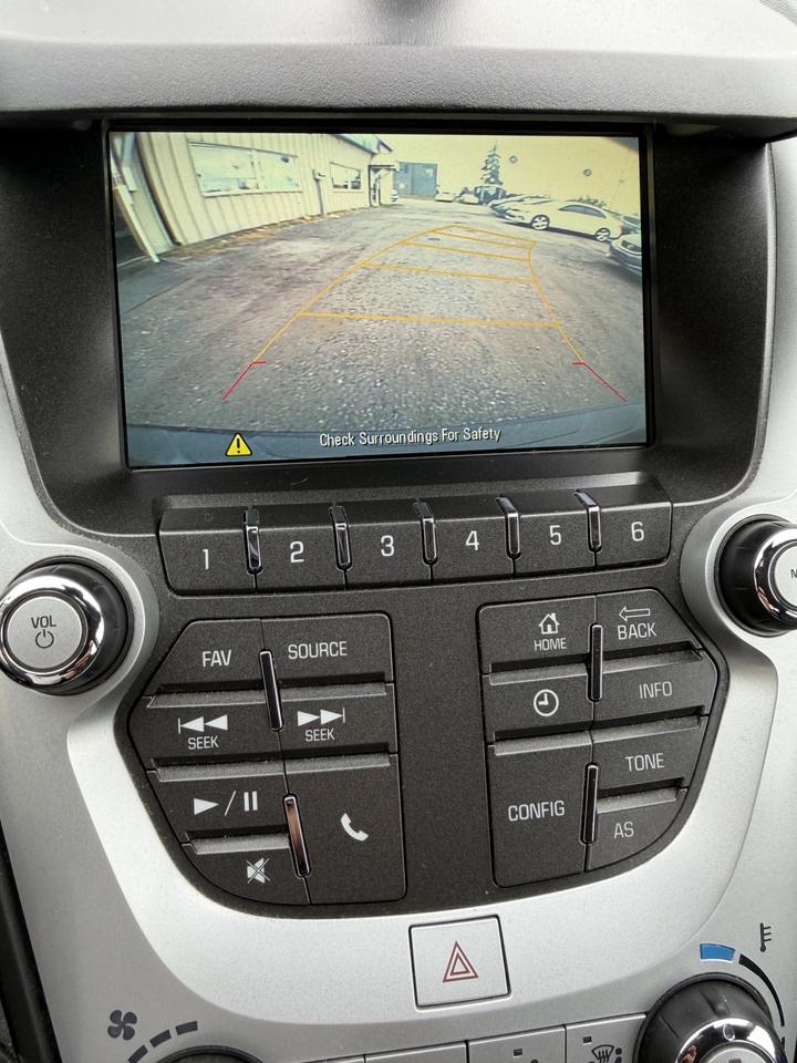 2017 Chevrolet Equinox LS Photo