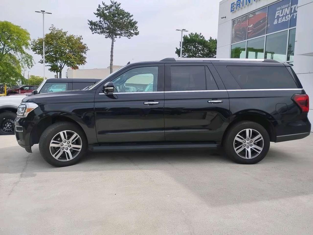 2024 Ford Expedition Limited MAX Photo
