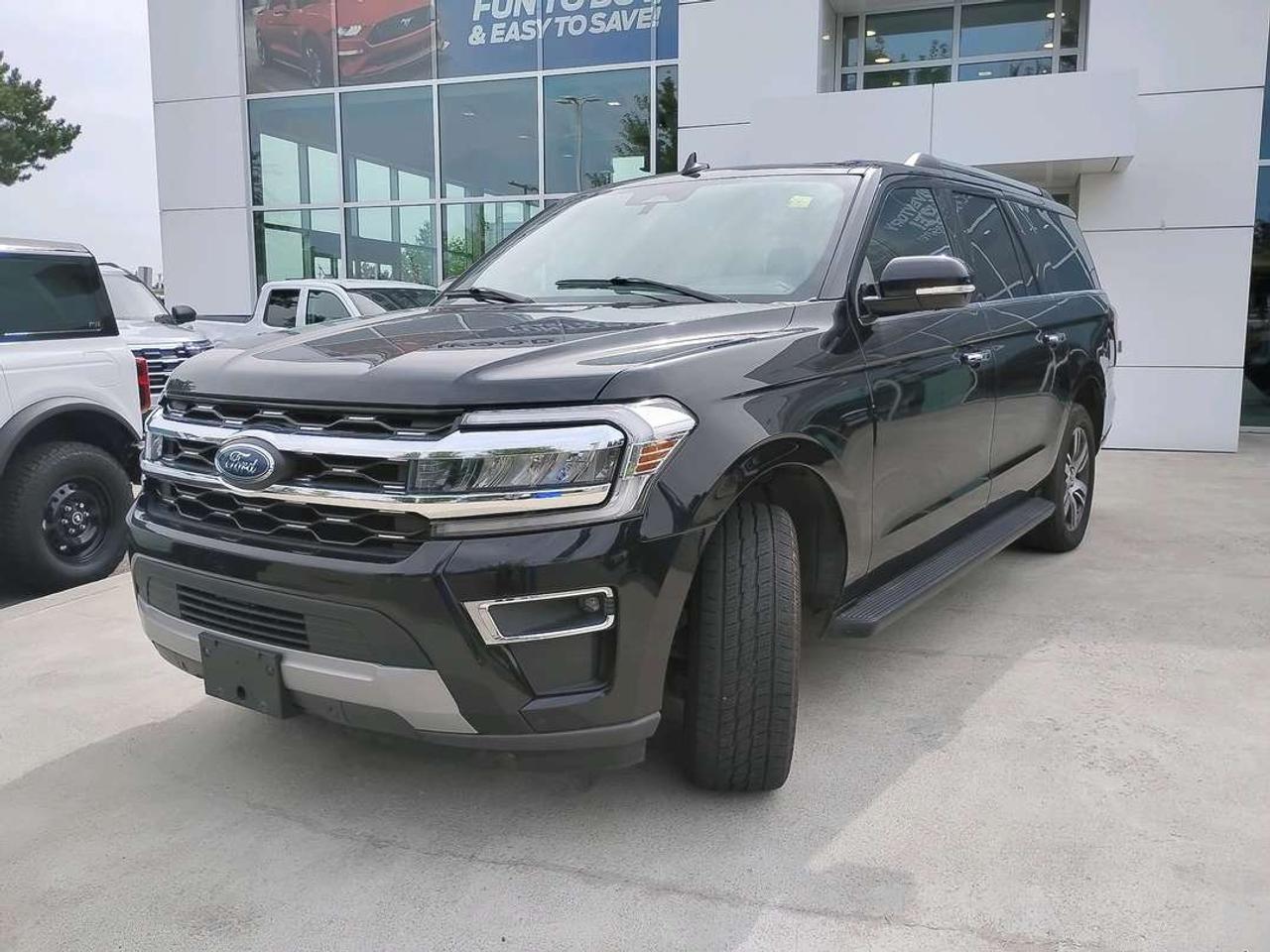 2024 Ford Expedition Limited MAX Photo1