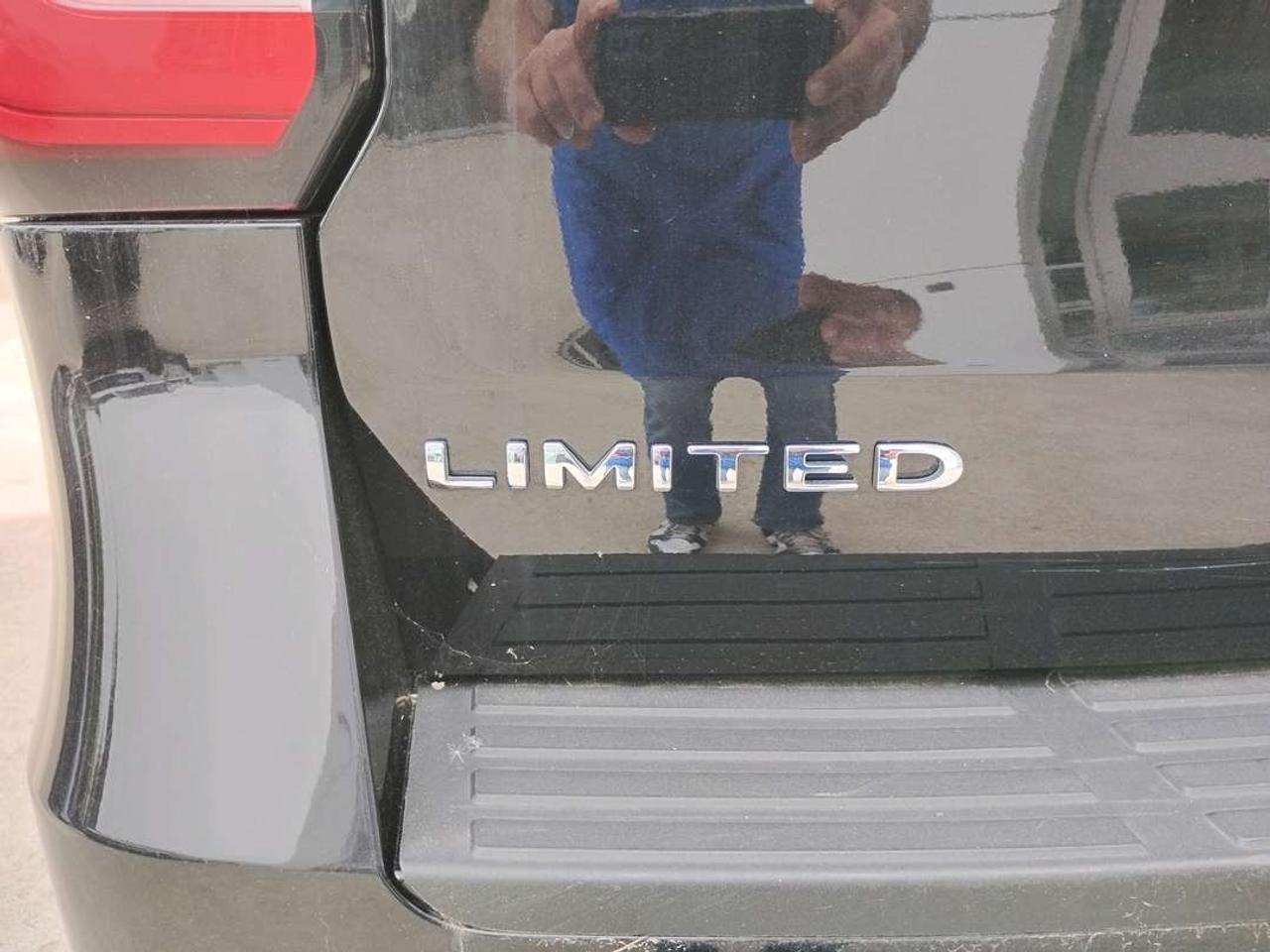 2024 Ford Expedition Limited MAX Photo
