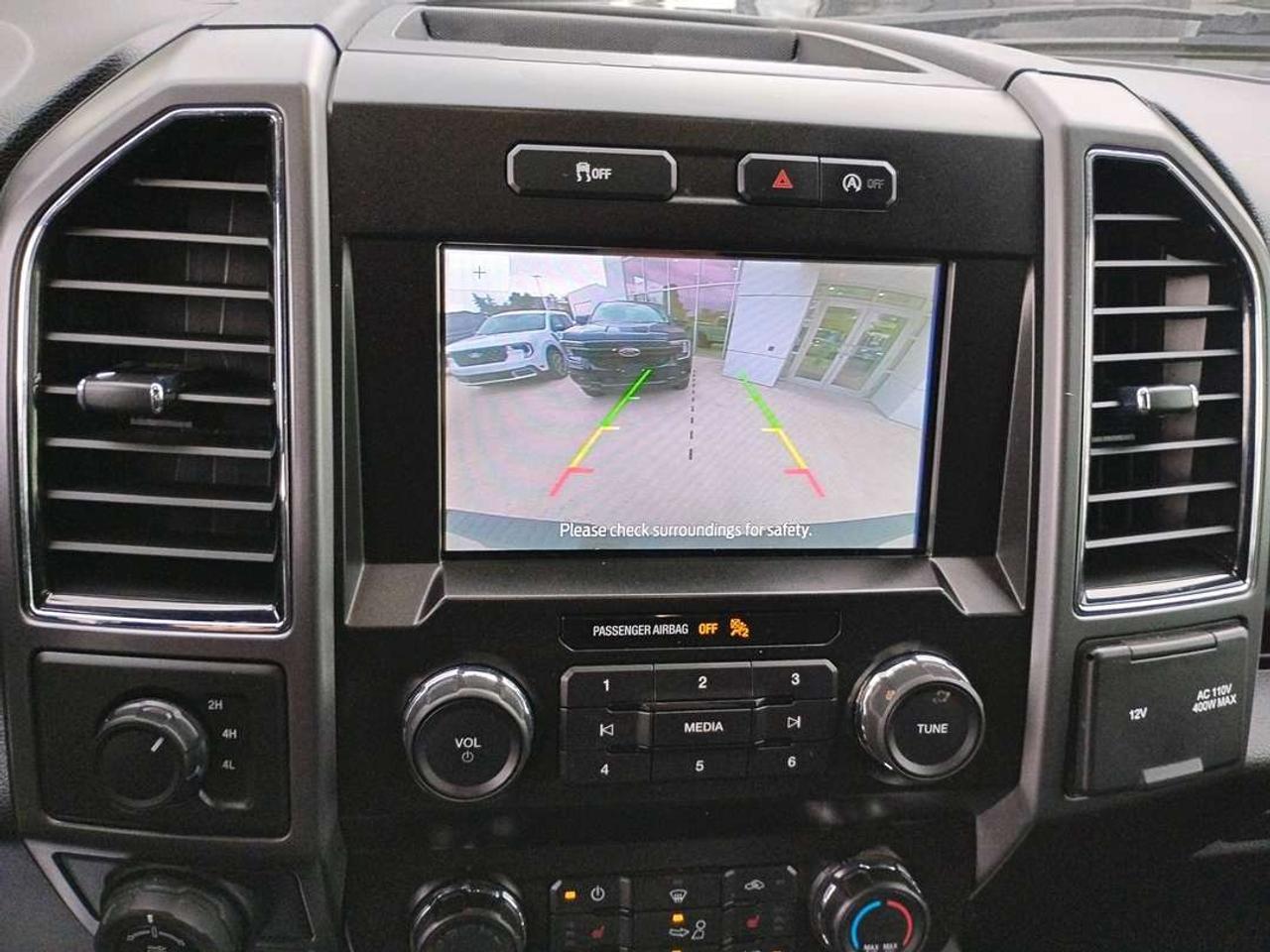 2020 Ford F-150 XLT Photo