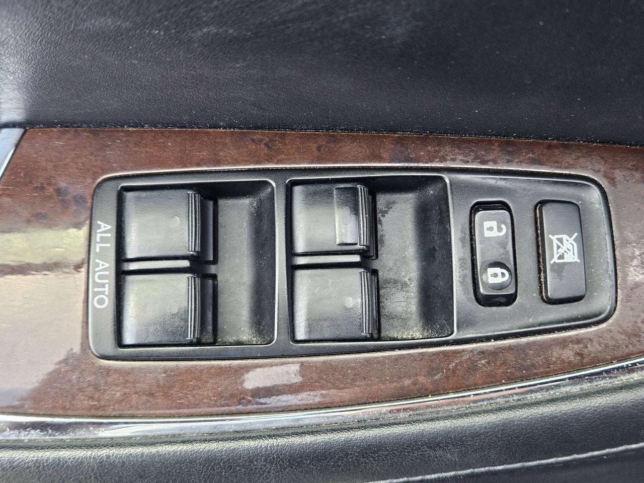2012 Lexus ES 350 Navi, Camera, Leather, Sunroof Photo