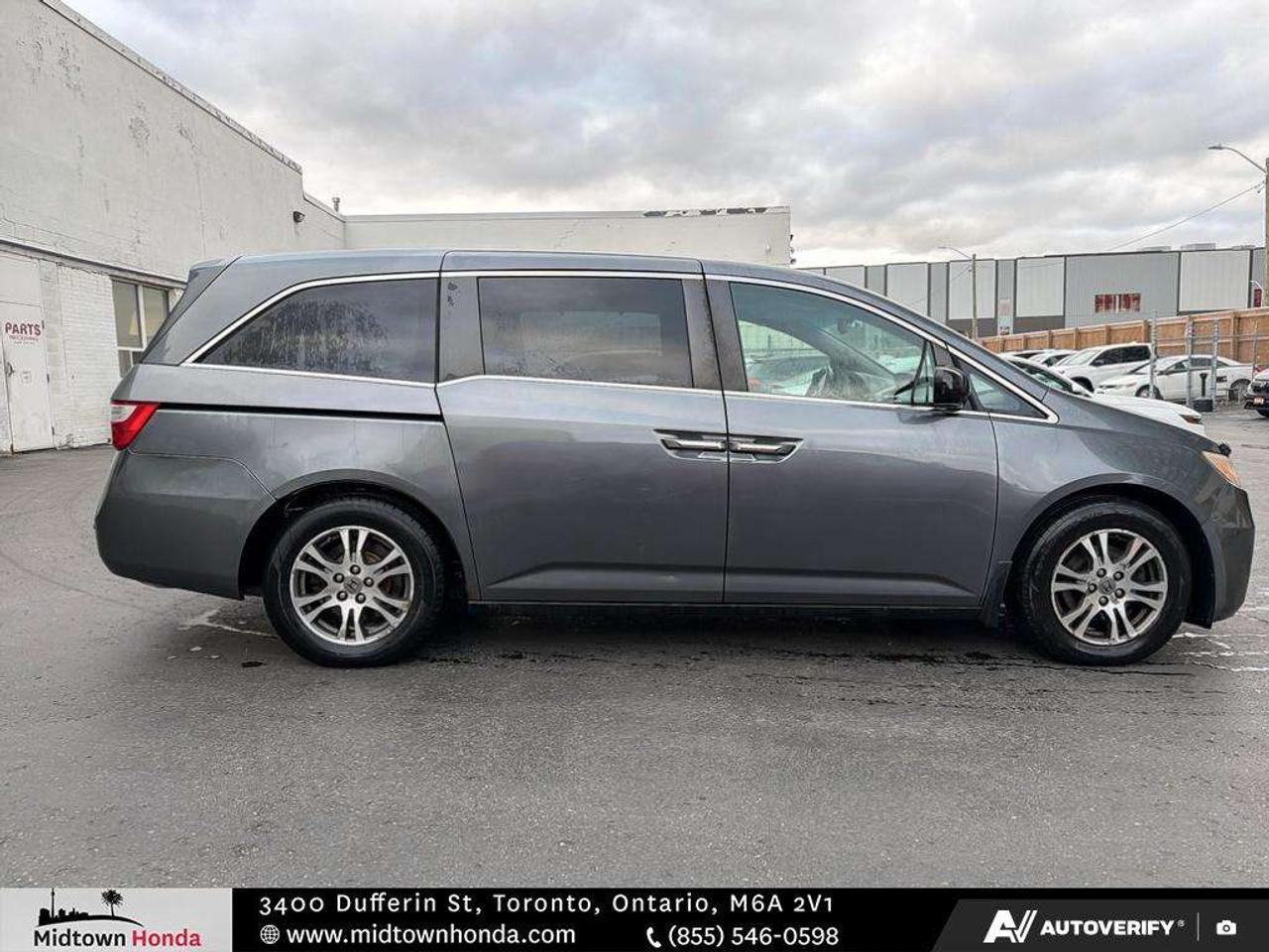 2011 Honda Odyssey EX-L with Rear Entertainment System Photo