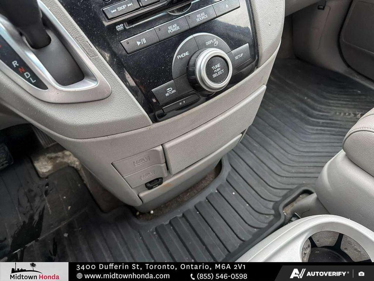 2011 Honda Odyssey EX-L with Rear Entertainment System Photo