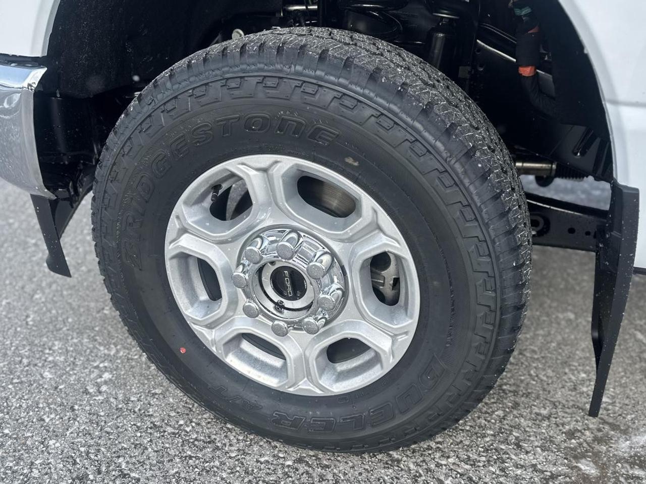 2026 Ford SUPER DUTY F-350 SRW  Photo
