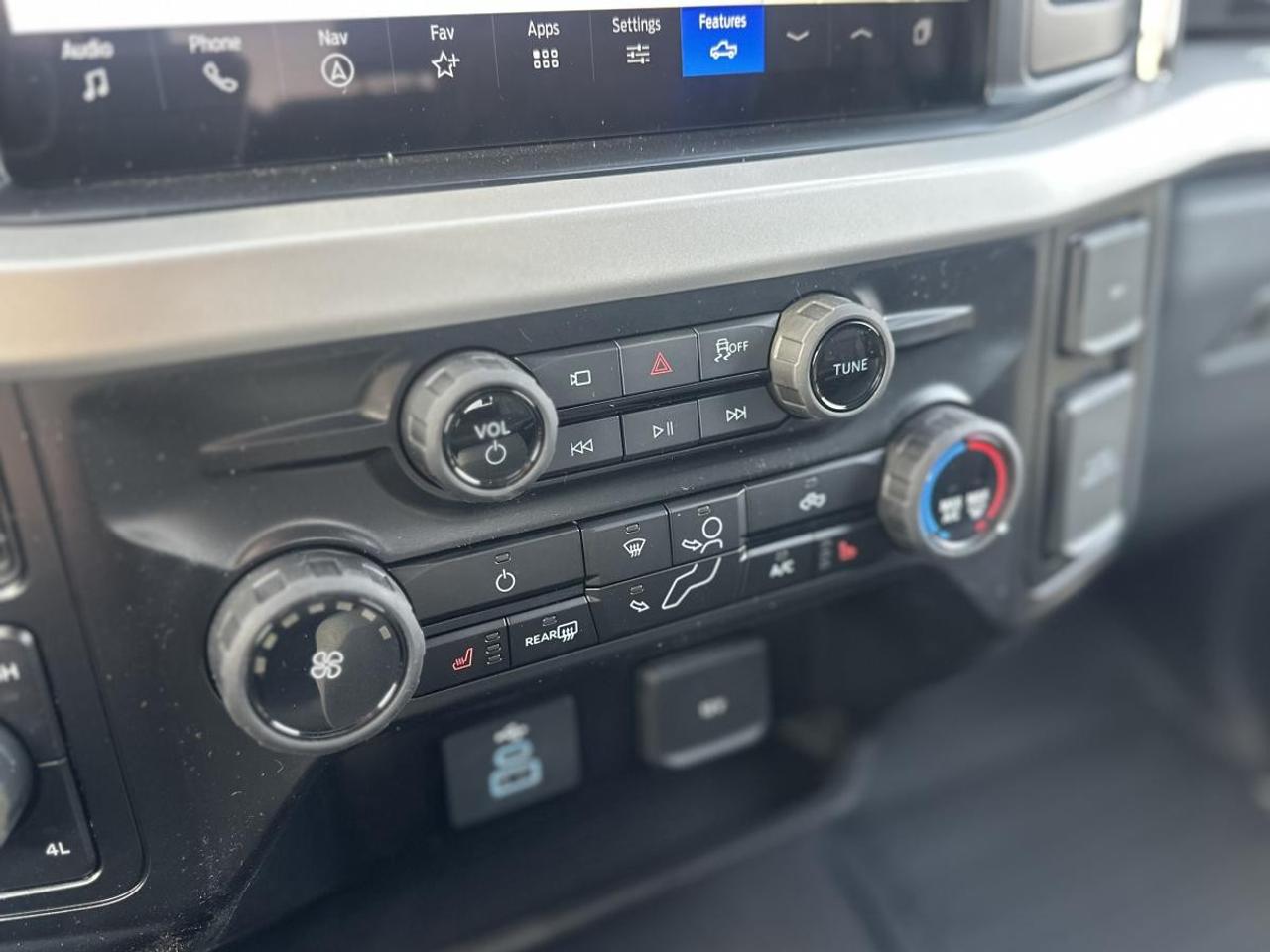 2026 Ford SUPER DUTY F-350 SRW  Photo