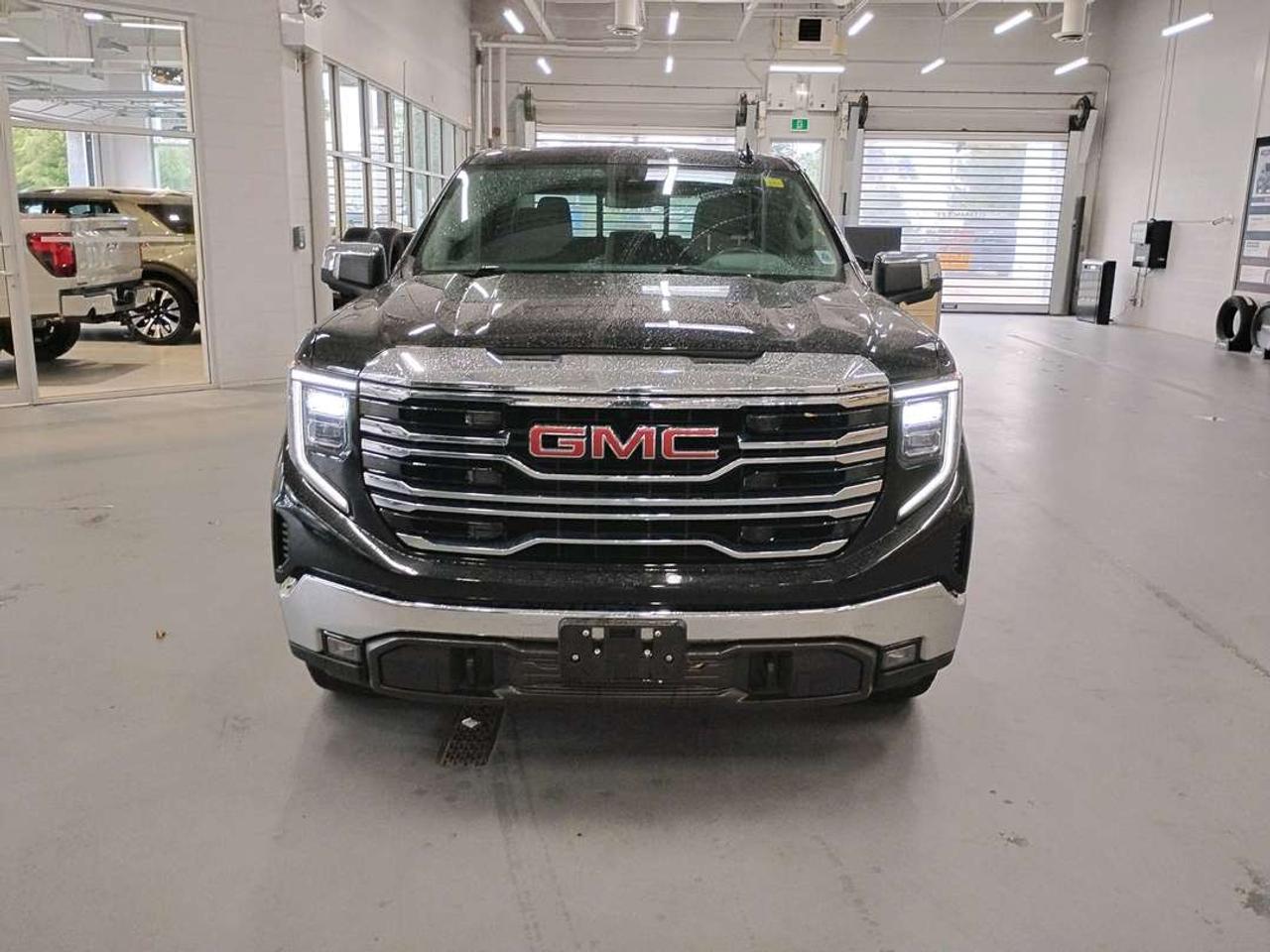 2022 GMC Sierra 1500 SLT Photo