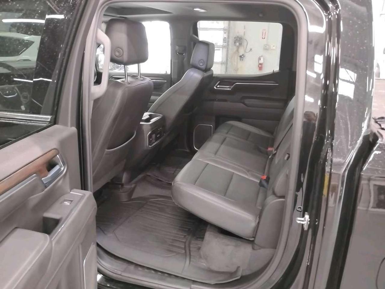 2022 GMC Sierra 1500 SLT Photo