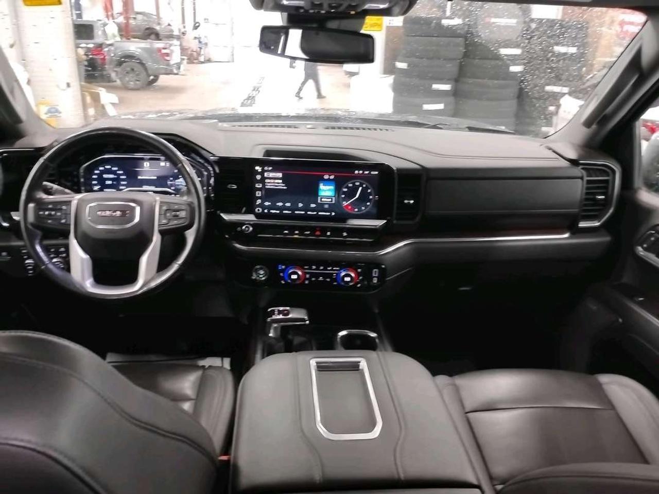 2022 GMC Sierra 1500 SLT Photo