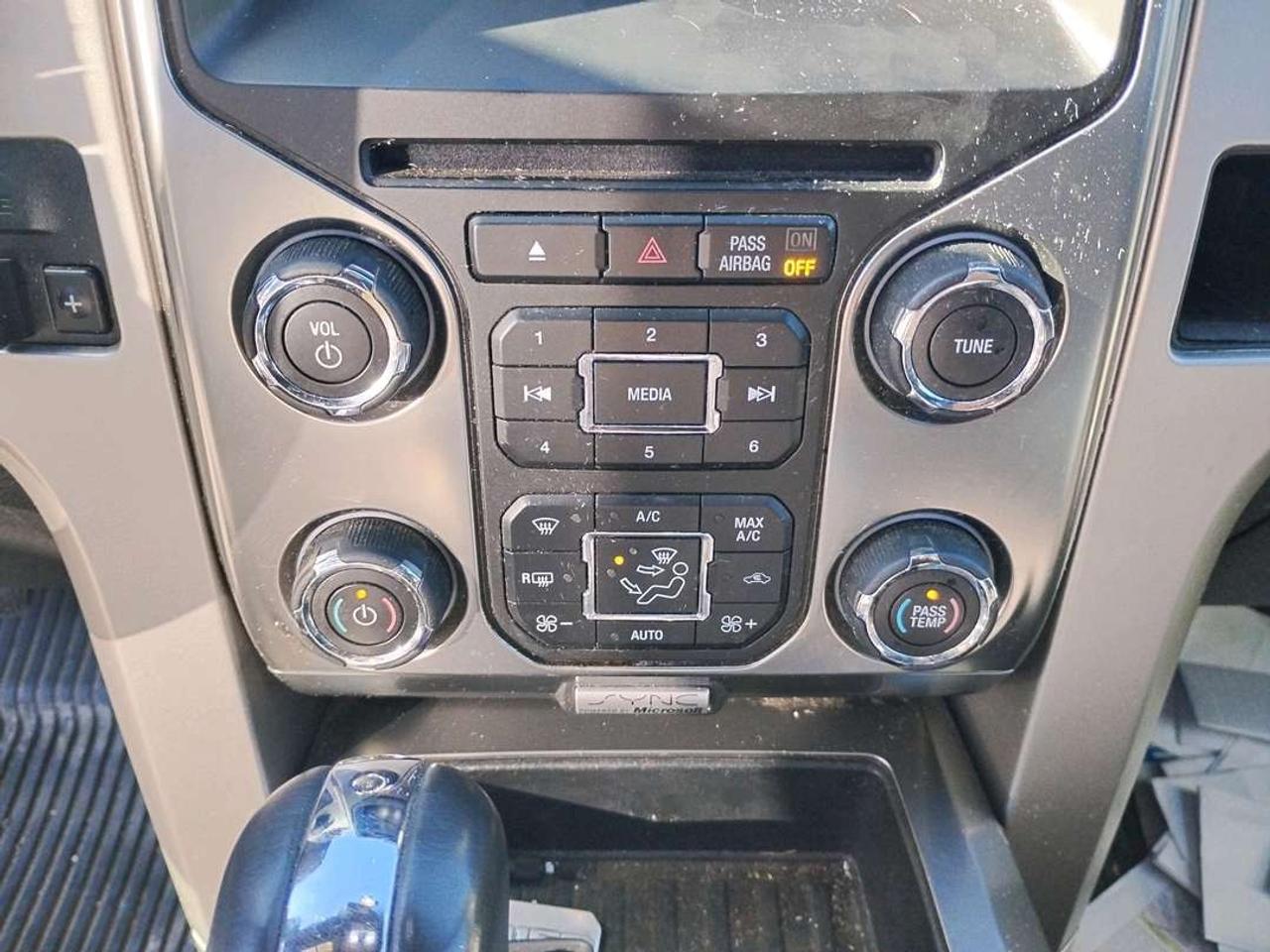 2013 Ford F-150 FX4 THIS TRUCK IS IN EXCELLENT MECHANICAL CONDITION! HOWEVER, THE CAB CORNERS REQUIRE REPAIR TO MEET SAFETY STANDARDS BEF Photo