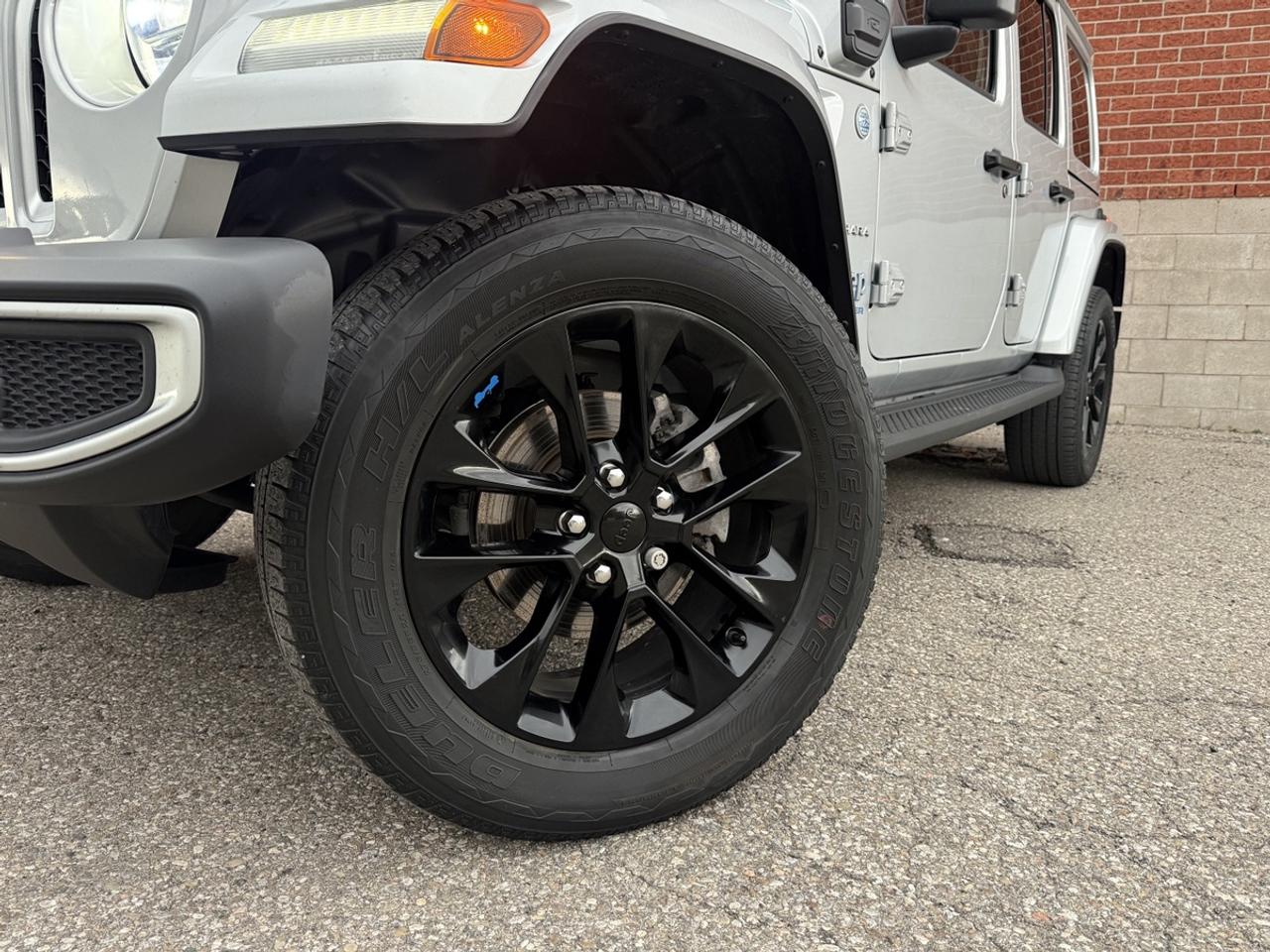 2023 Jeep Wrangler 4xe Sahara|One Owner|Clean Carfax Photo3