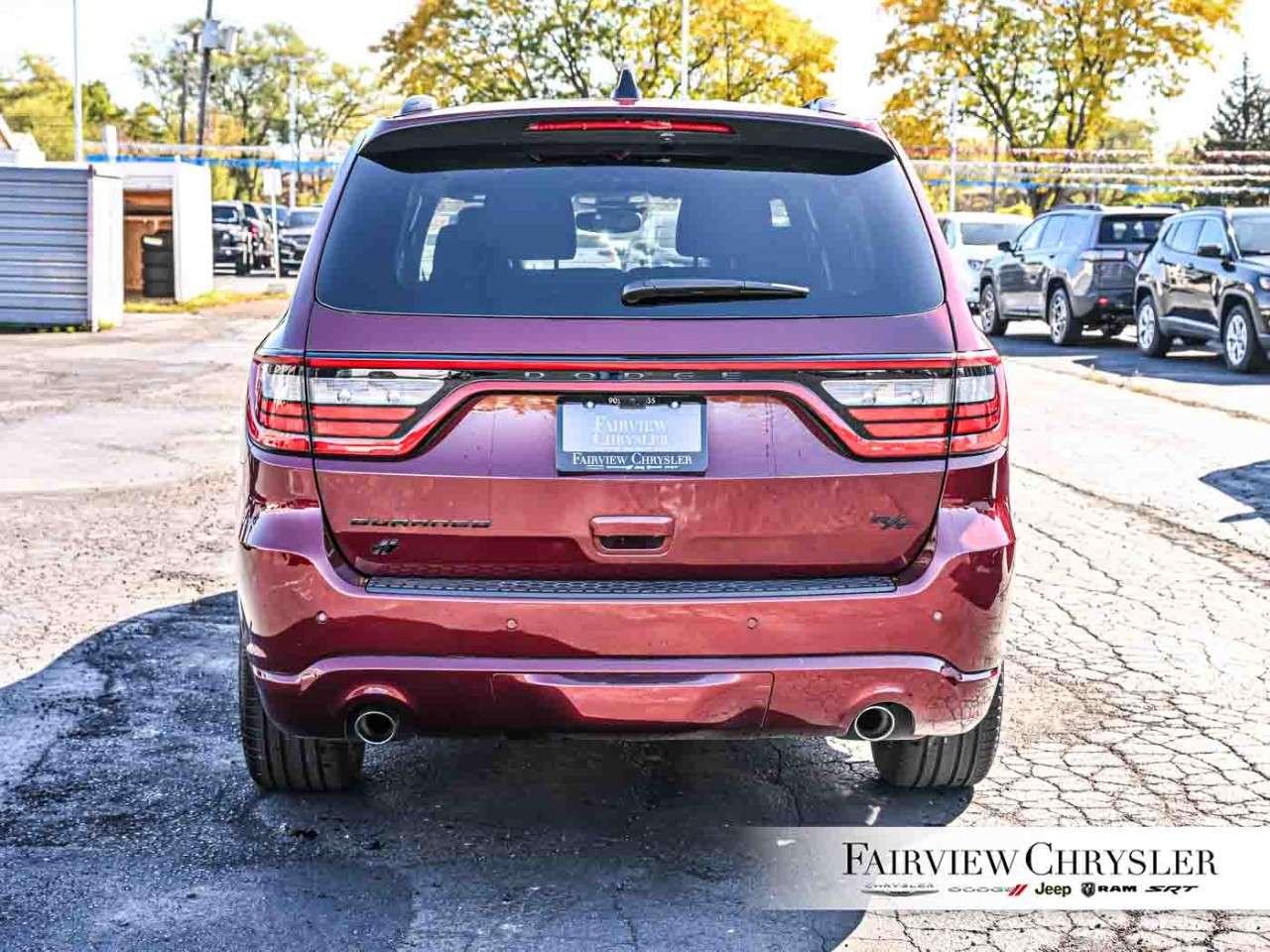 2026 Dodge Durango GT HEMI V8 Premium AWD PREMIUM   BLACK TOP   SUNROOF   LEATHER   NAV   CARPLAY   BLIND SPOT DETECTION Photo4