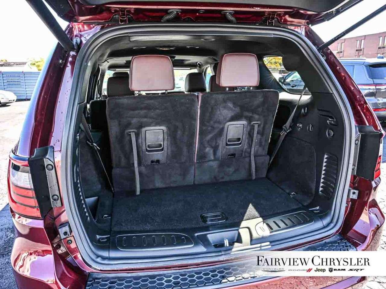2026 Dodge Durango GT HEMI V8 Premium AWD PREMIUM   BLACK TOP   SUNROOF   LEATHER   NAV   CARPLAY   BLIND SPOT DETECTION Photo