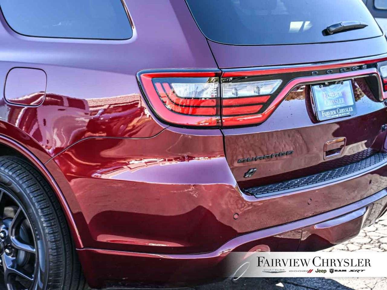 2026 Dodge Durango GT HEMI V8 Premium AWD PREMIUM   BLACK TOP   SUNROOF   LEATHER   NAV   CARPLAY   BLIND SPOT DETECTION Photo