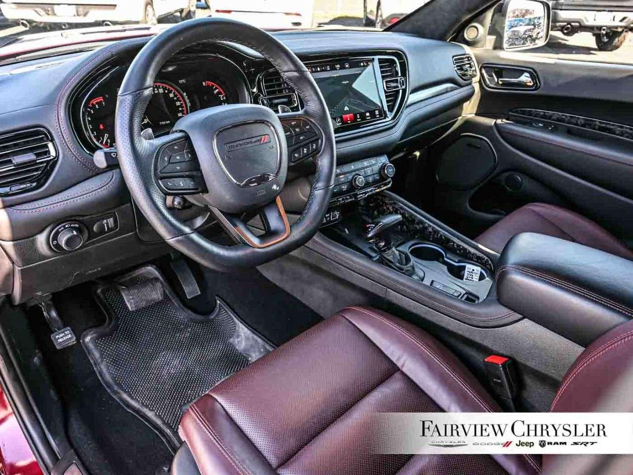 2026 Dodge Durango GT HEMI V8 Premium AWD PREMIUM   BLACK TOP   SUNROOF   LEATHER   NAV   CARPLAY   BLIND SPOT DETECTION Photo