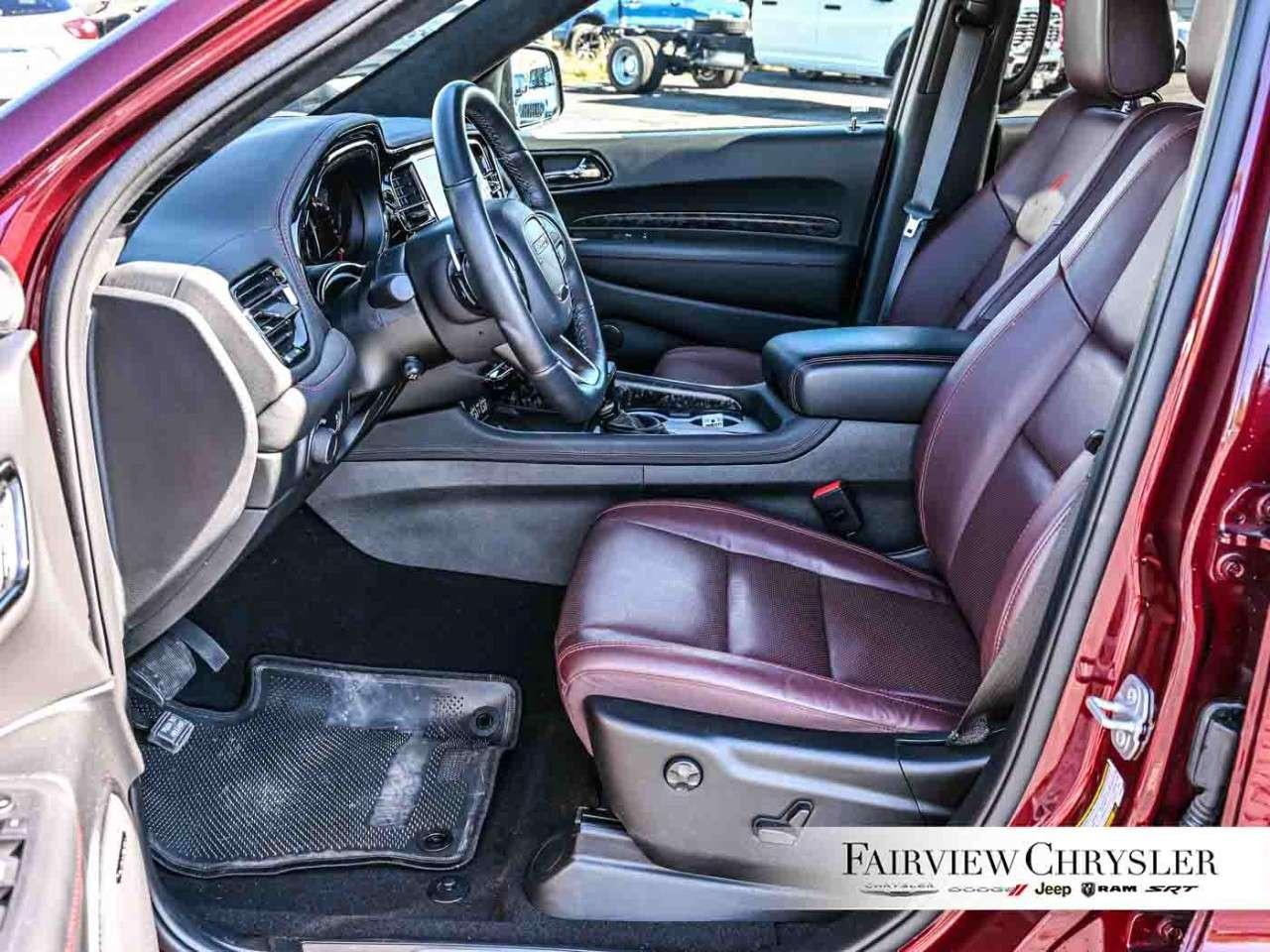 2026 Dodge Durango GT HEMI V8 Premium AWD PREMIUM   BLACK TOP   SUNROOF   LEATHER   NAV   CARPLAY   BLIND SPOT DETECTION Photo