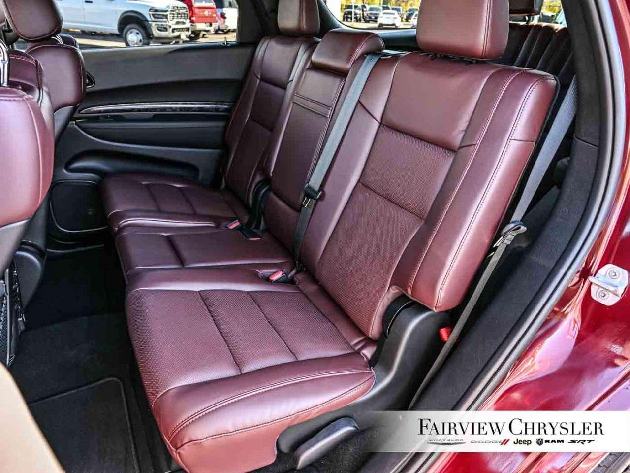2026 Dodge Durango GT HEMI V8 Premium AWD PREMIUM   BLACK TOP   SUNROOF   LEATHER   NAV   CARPLAY   BLIND SPOT DETECTION Photo