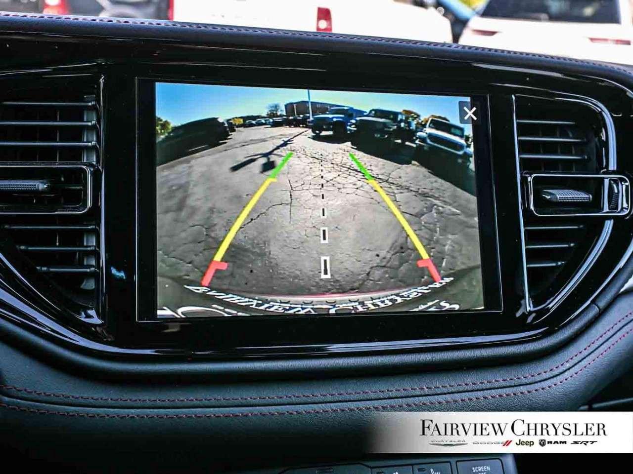 2026 Dodge Durango GT HEMI V8 Premium AWD PREMIUM   BLACK TOP   SUNROOF   LEATHER   NAV   CARPLAY   BLIND SPOT DETECTION Photo