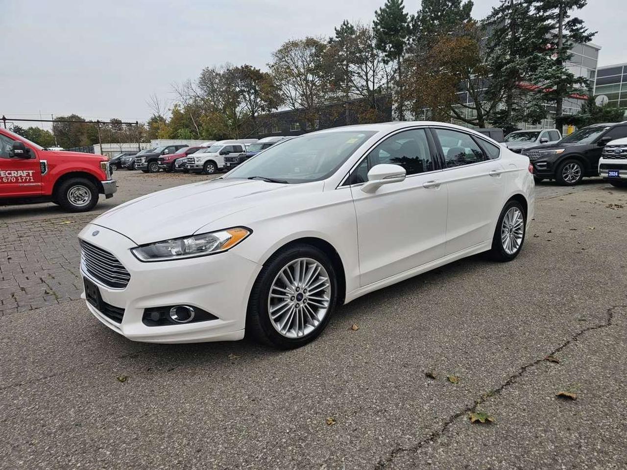 2014 Ford Fusion SE Photo1