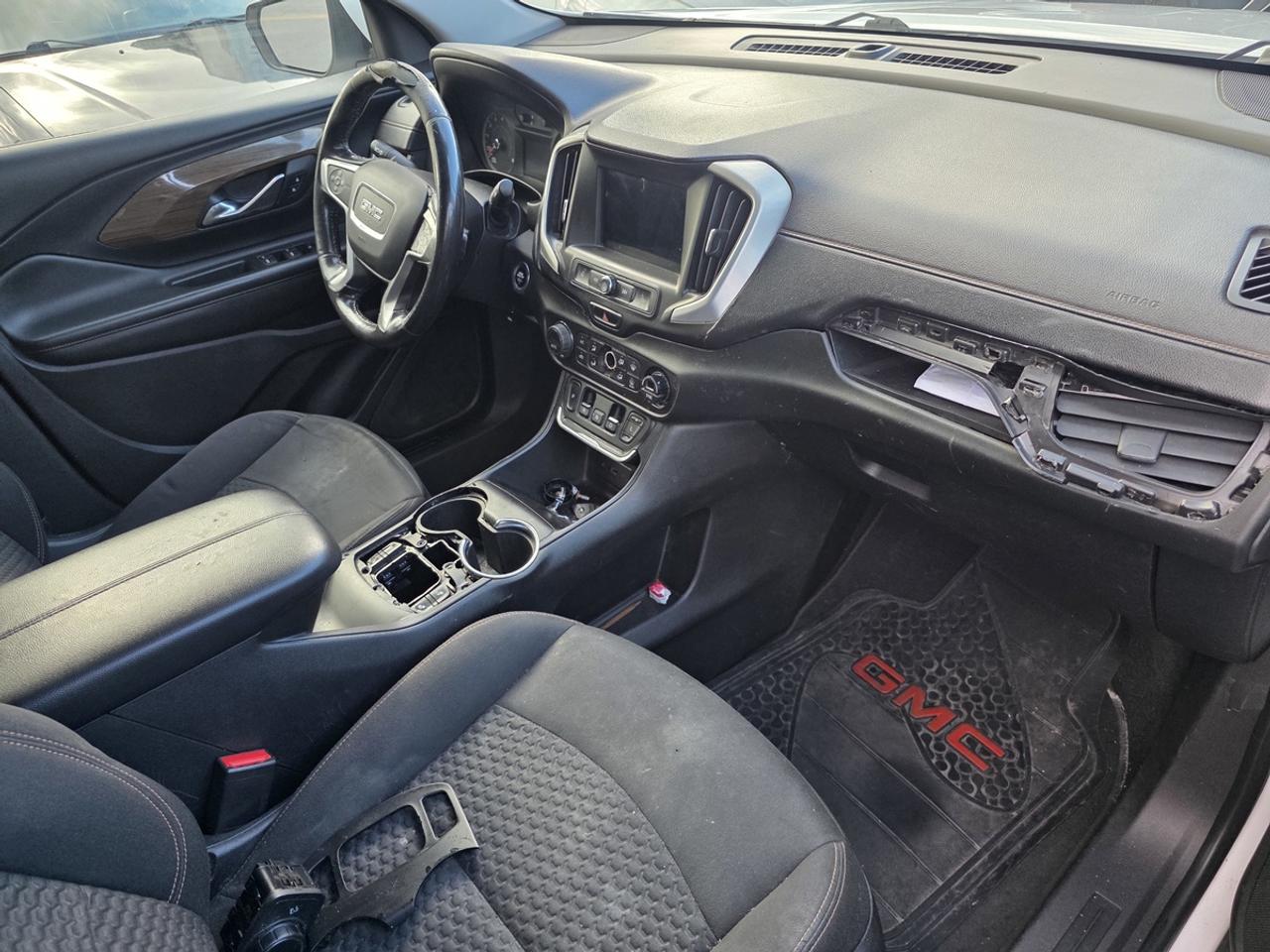 2018 GMC Terrain SLE Photo3