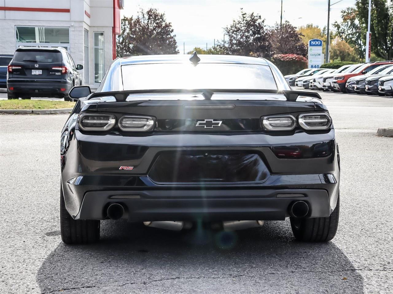 2021 Chevrolet Camaro 2dr Coupe 1LT Photo4