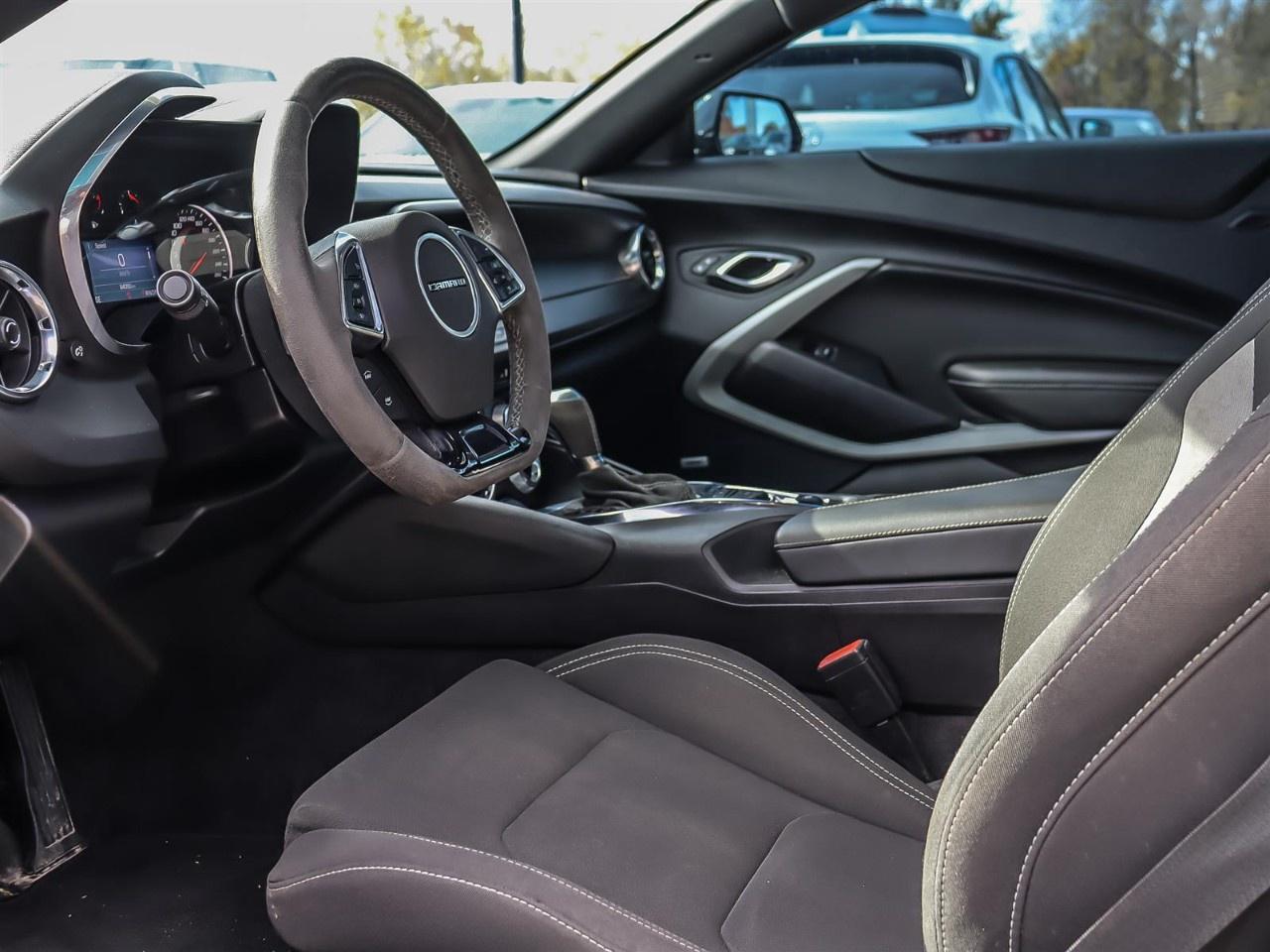 2021 Chevrolet Camaro 2dr Coupe 1LT Photo