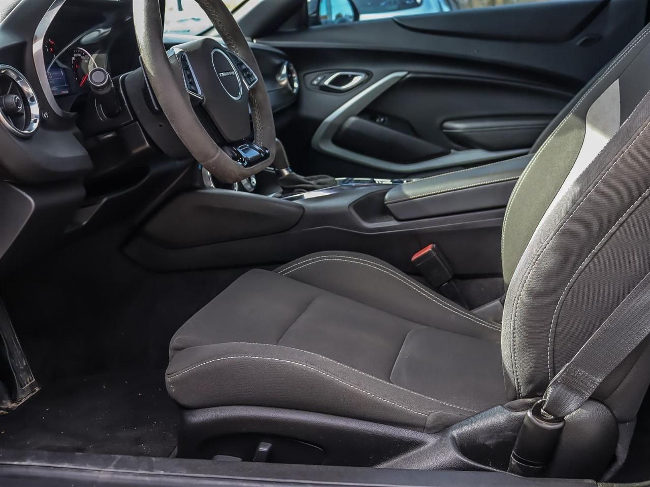 2021 Chevrolet Camaro 2dr Coupe 1LT Photo