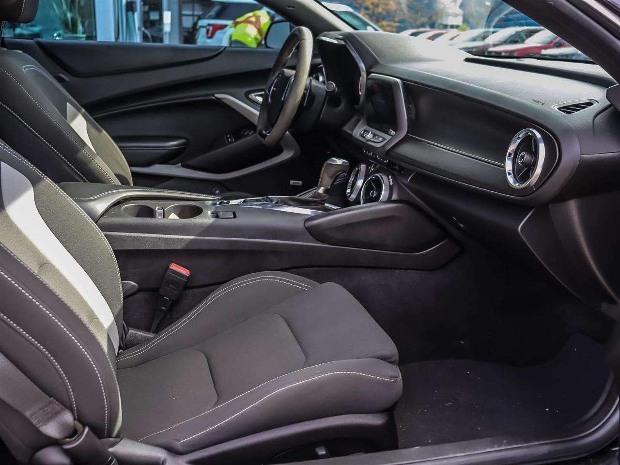 2021 Chevrolet Camaro 2dr Coupe 1LT Photo
