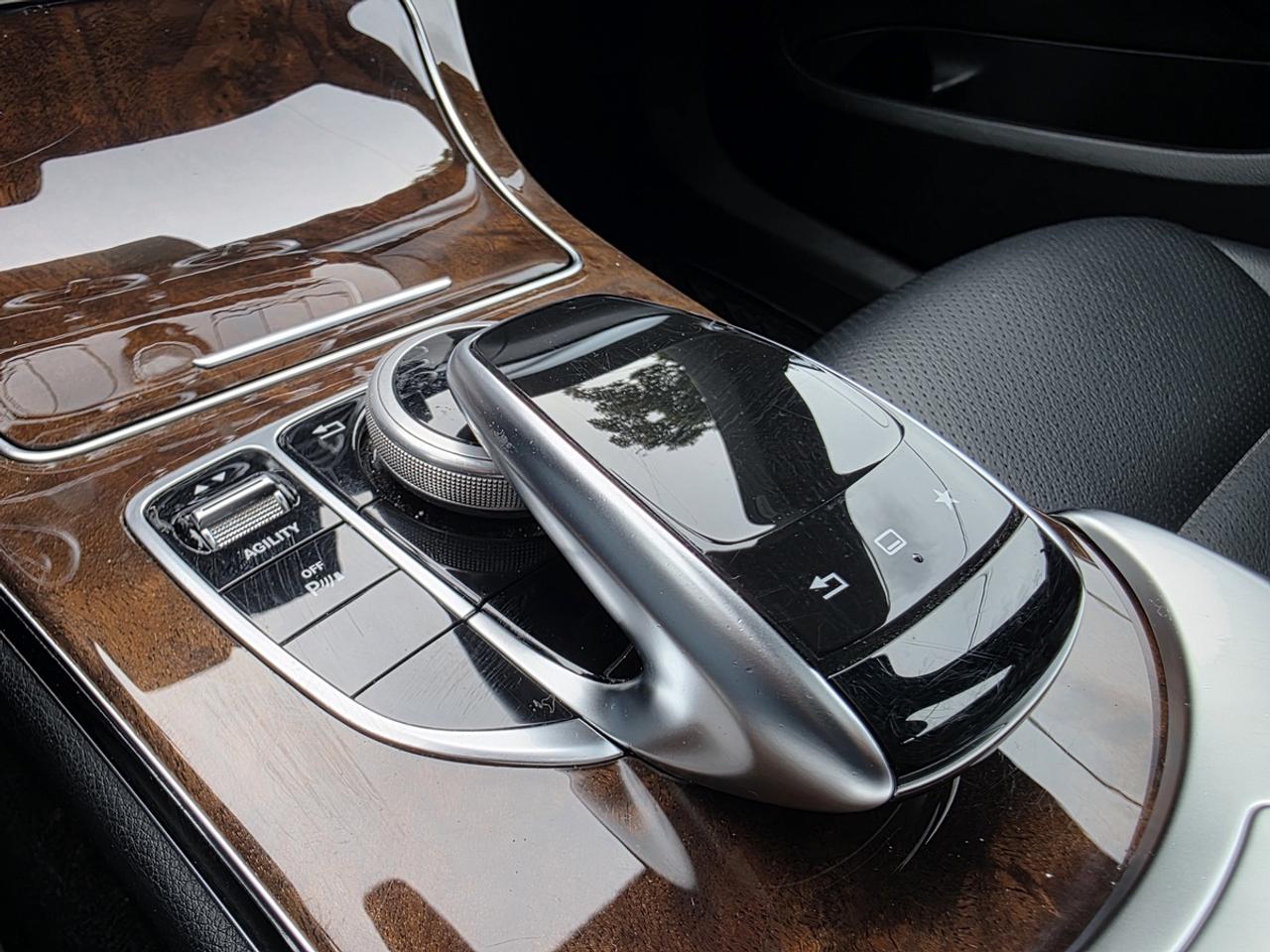 2015 Mercedes-Benz C-Class C300 Photo