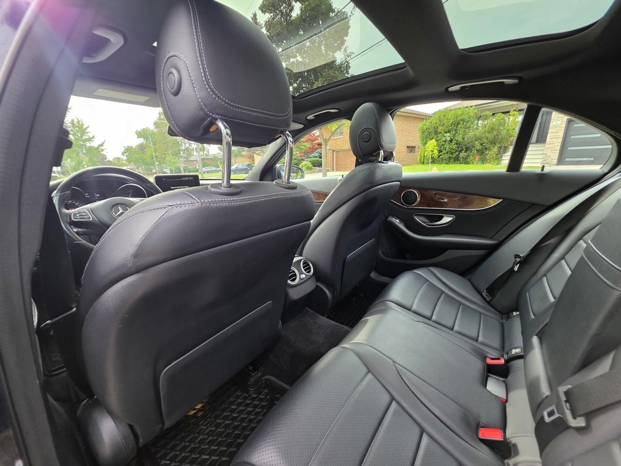 2015 Mercedes-Benz C-Class C300 Photo