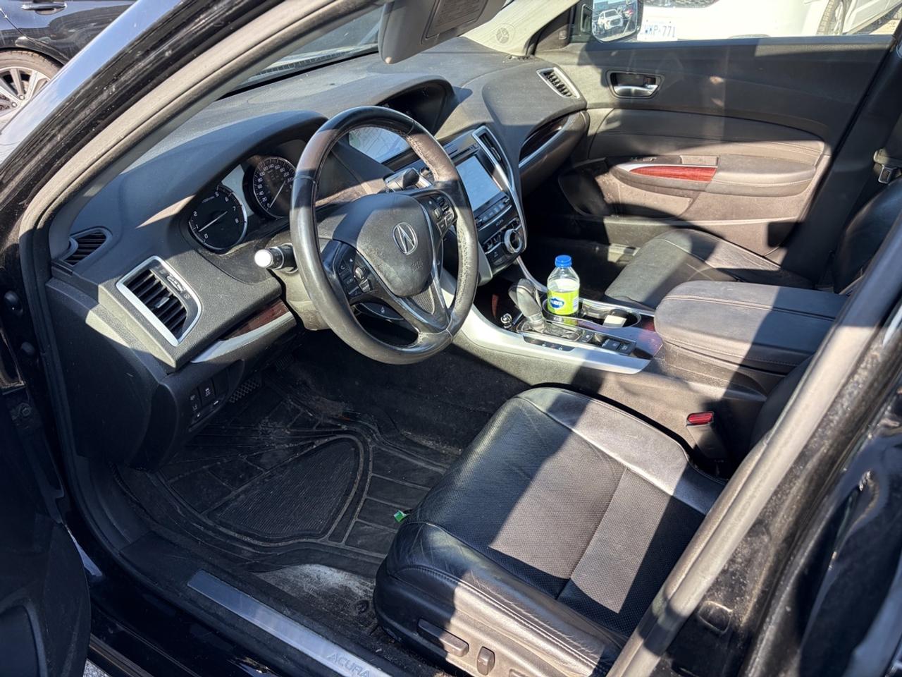 2016 Acura TLX Technology Photo