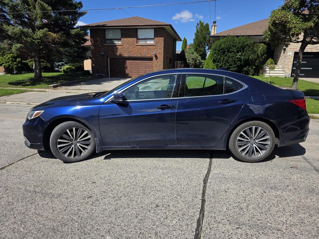 2018 Acura TLX Technology Photo