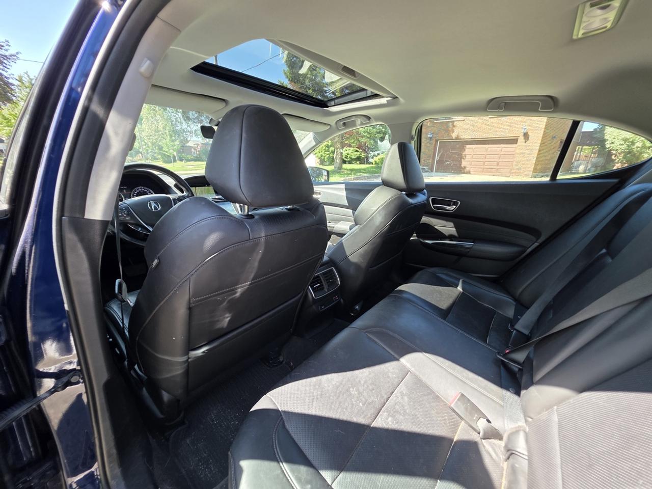 2018 Acura TLX Technology Photo