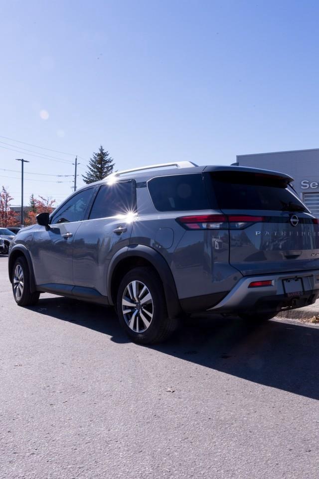 2023 Nissan Pathfinder SL 4dr 4x4 Photo