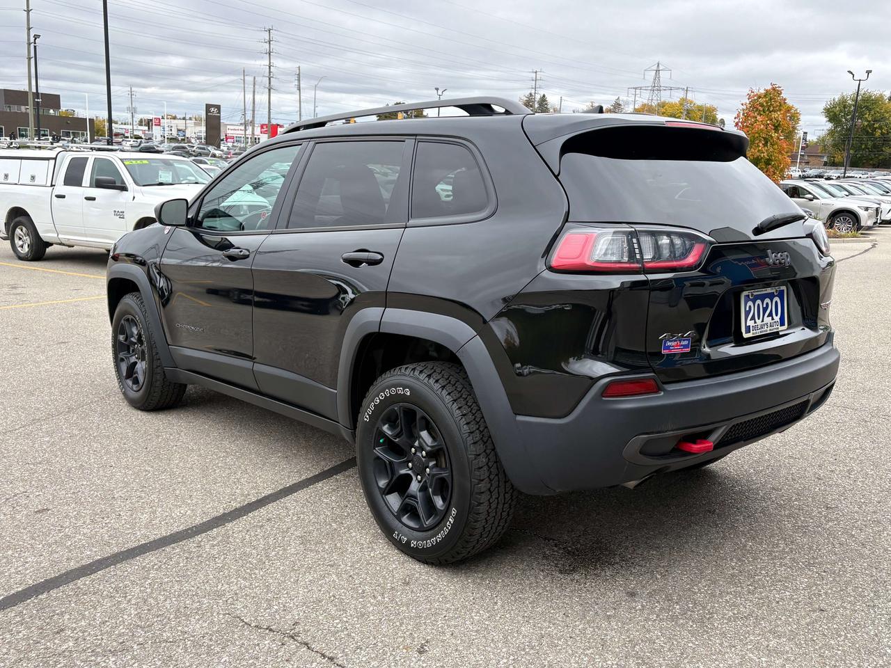 2020 Jeep Cherokee Trailhawk 4x4   Clean Carfax Photo