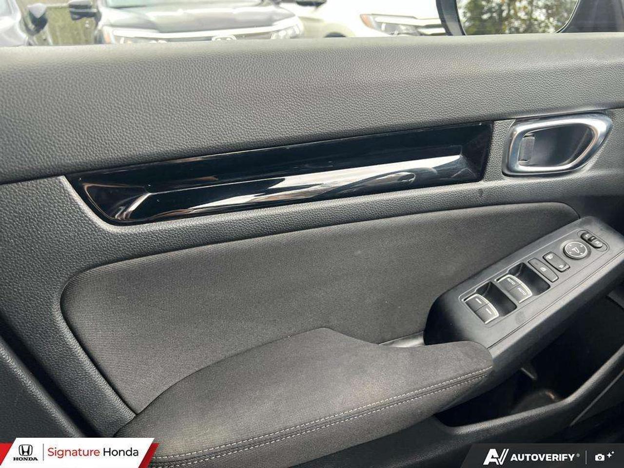 2025 Honda Civic Sport Photo