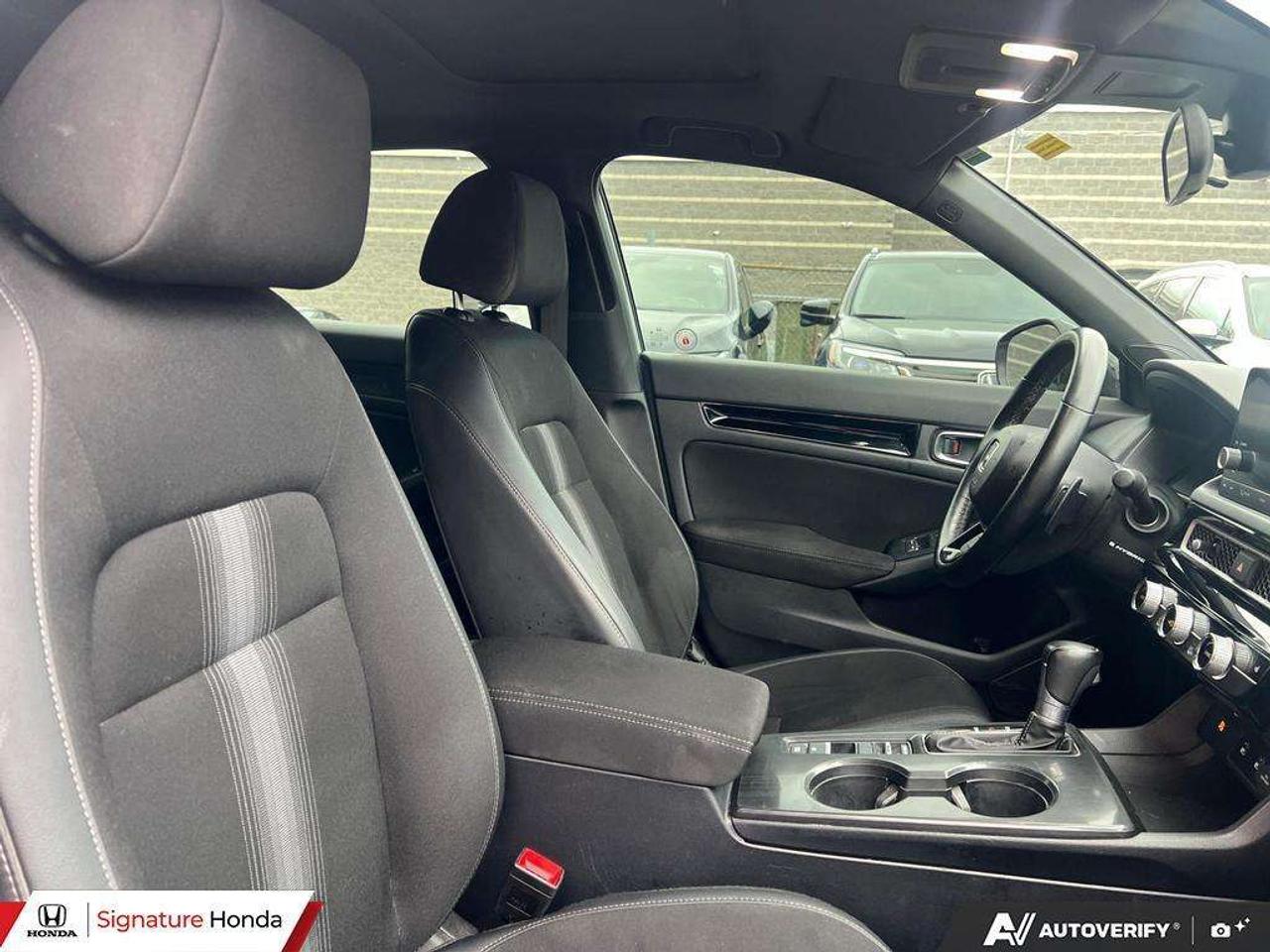 2025 Honda Civic Sport Photo