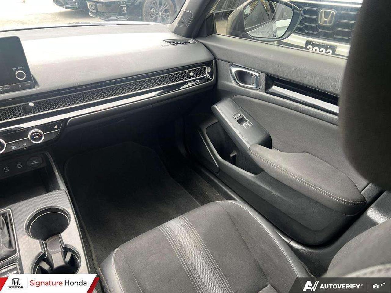 2025 Honda Civic Sport Photo
