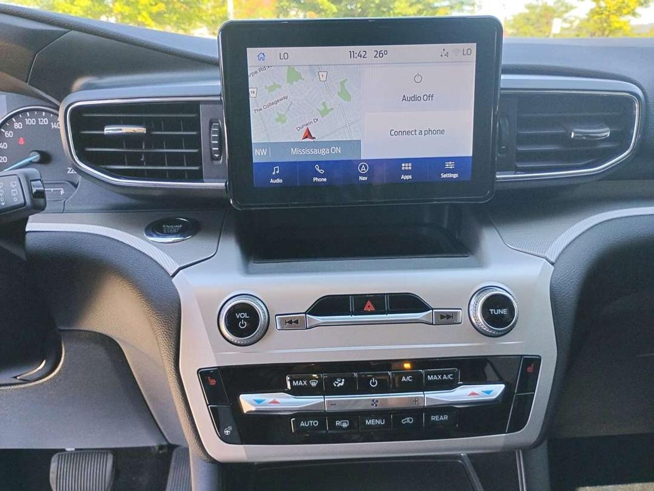 2022 Ford Explorer XLT Photo