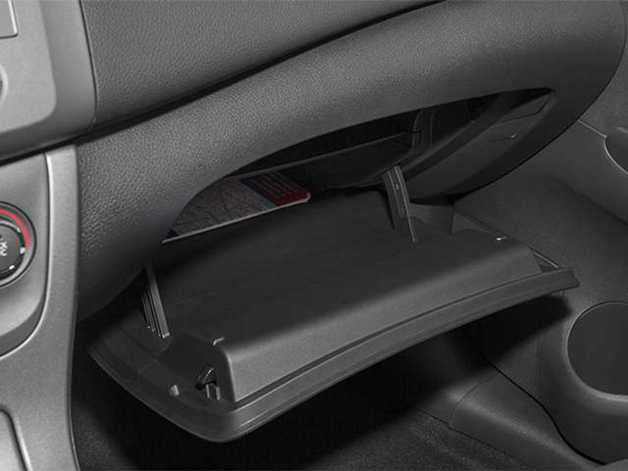 2014 Nissan Sentra S Photo