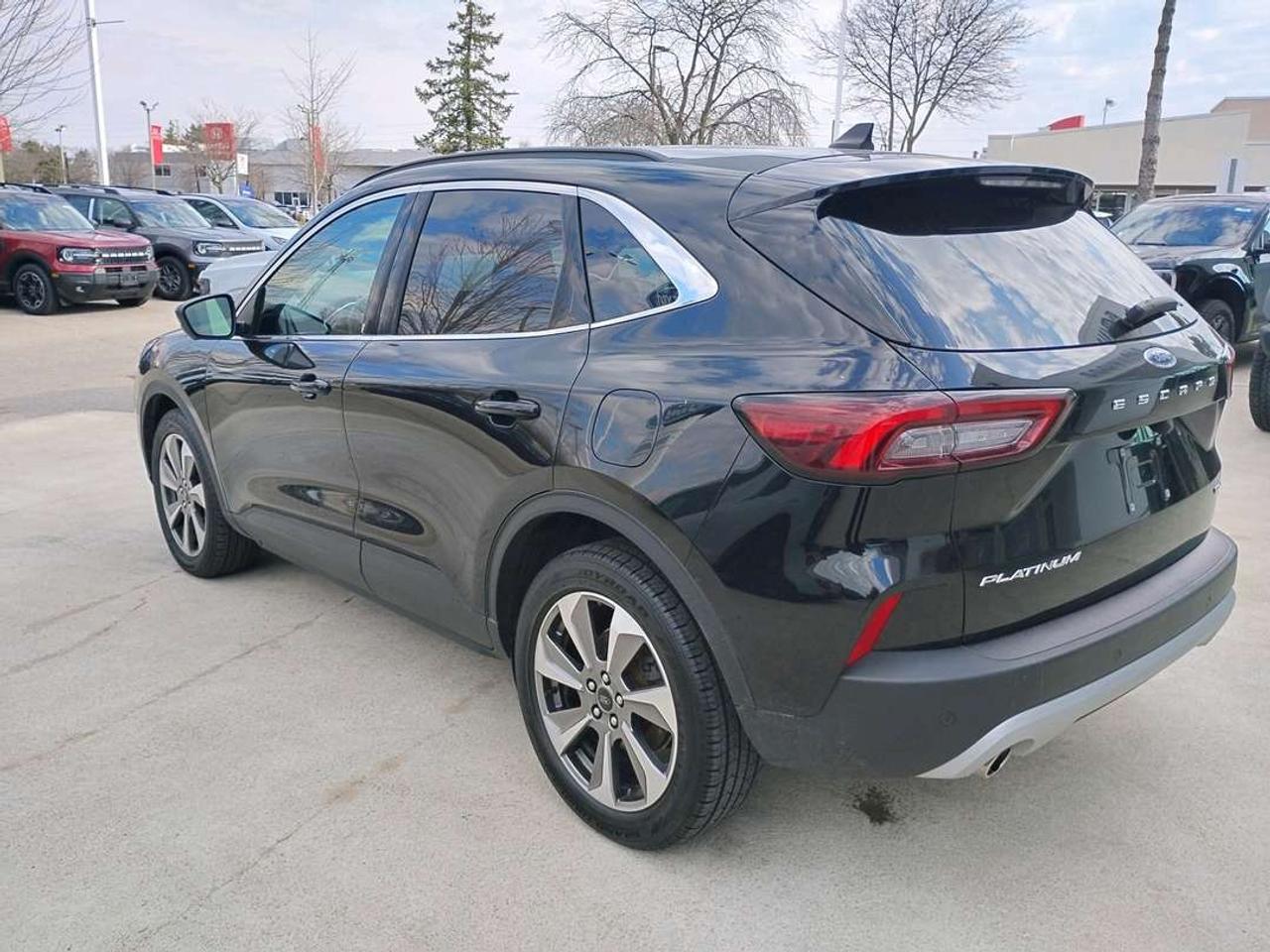 2023 Ford Escape Platinum Photo