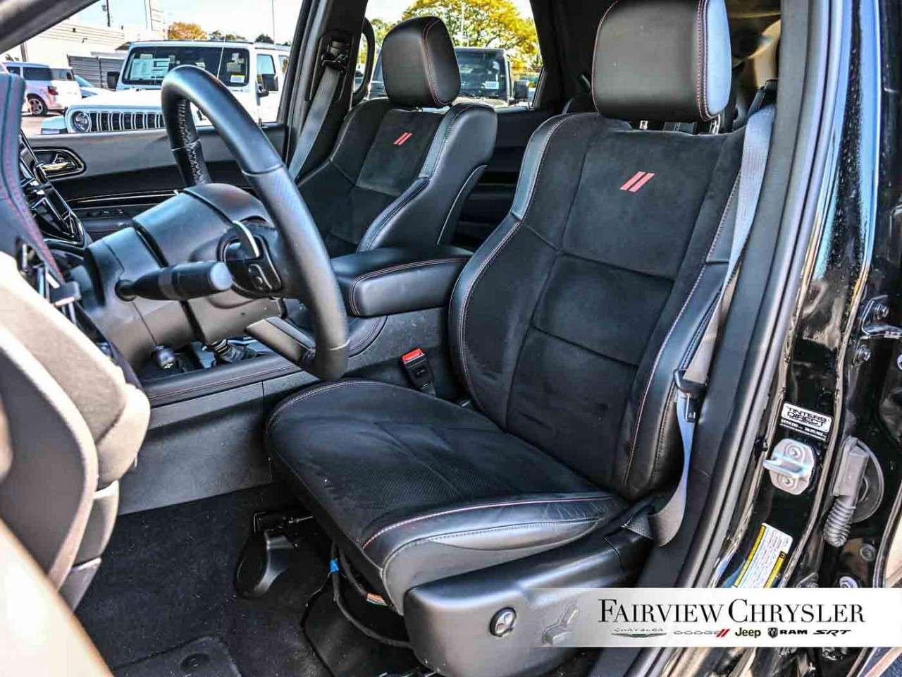 2026 Dodge Durango GT HEMI V8 Premium AWD TOW N GO   REDLINE PKG   SRT SEATS   SUNROOF   CARPLAY   ACTIVE EXHAUST   BLIND SPOT Photo