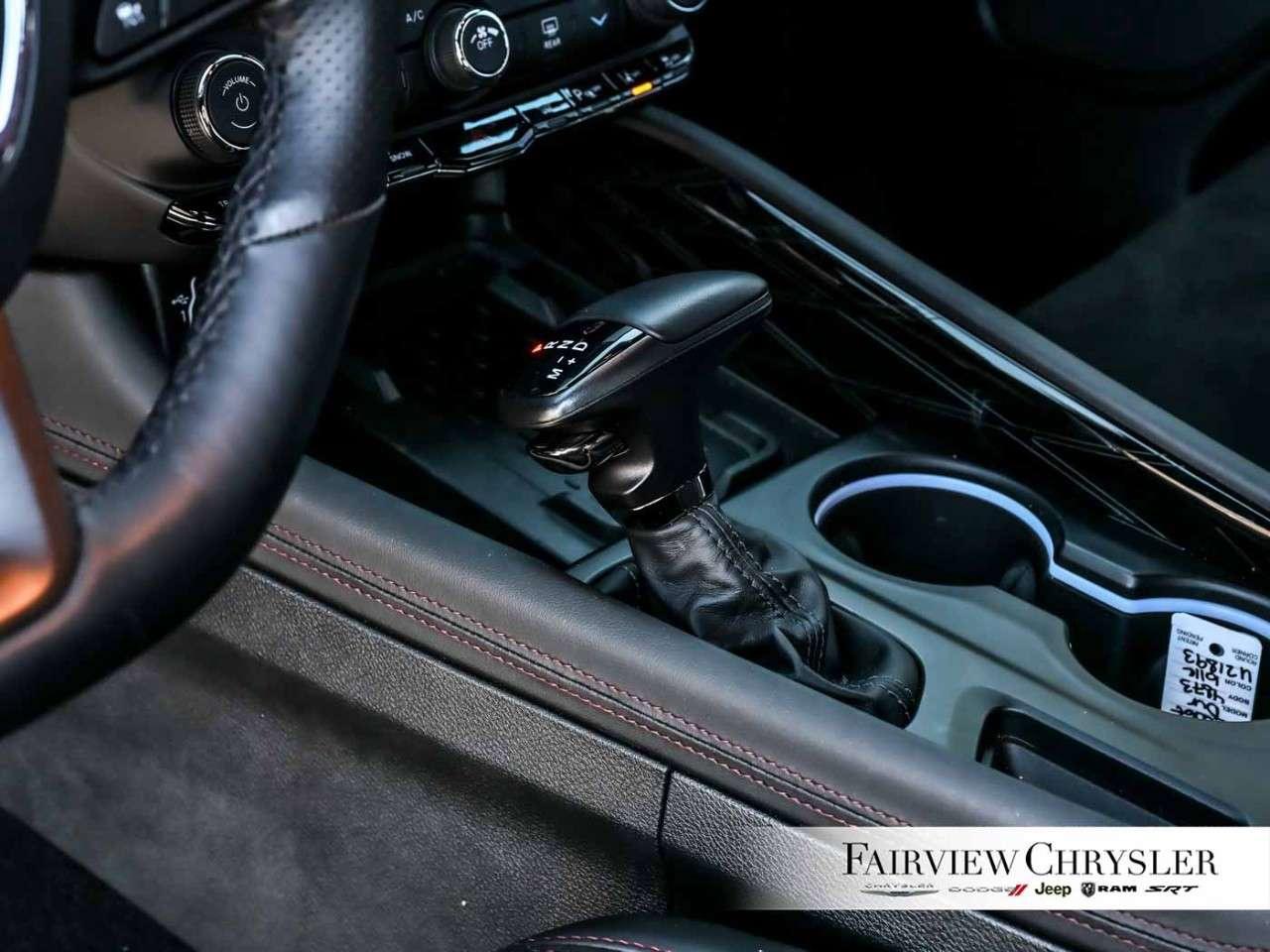 2026 Dodge Durango GT HEMI V8 Premium AWD TOW N GO   REDLINE PKG   SRT SEATS   SUNROOF   CARPLAY   ACTIVE EXHAUST   BLIND SPOT Photo
