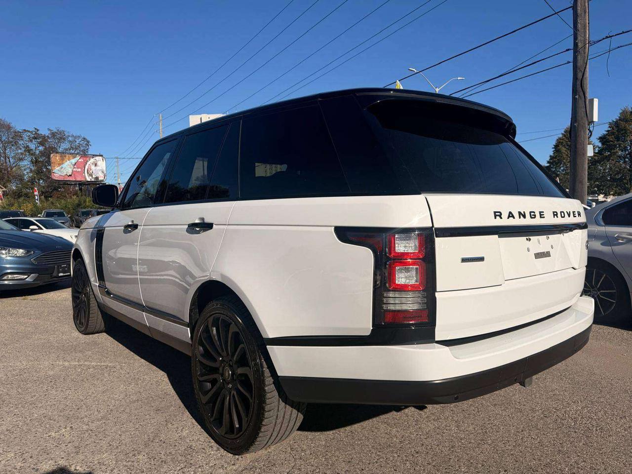 2017 Land Rover Range Rover 4WD 4dr SC SWB Photo4
