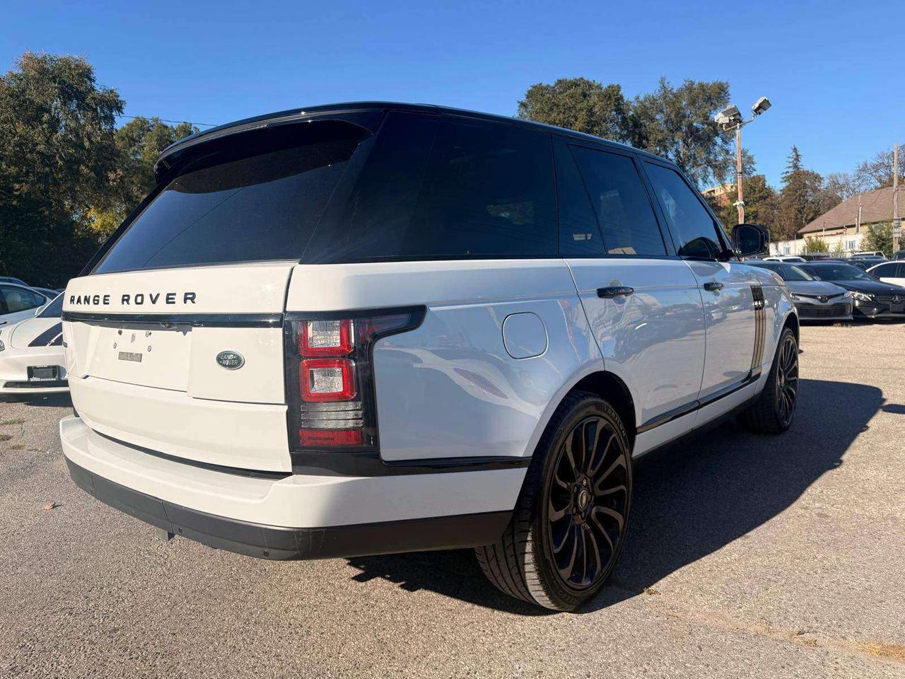 2017 Land Rover Range Rover 4WD 4dr SC SWB Photo