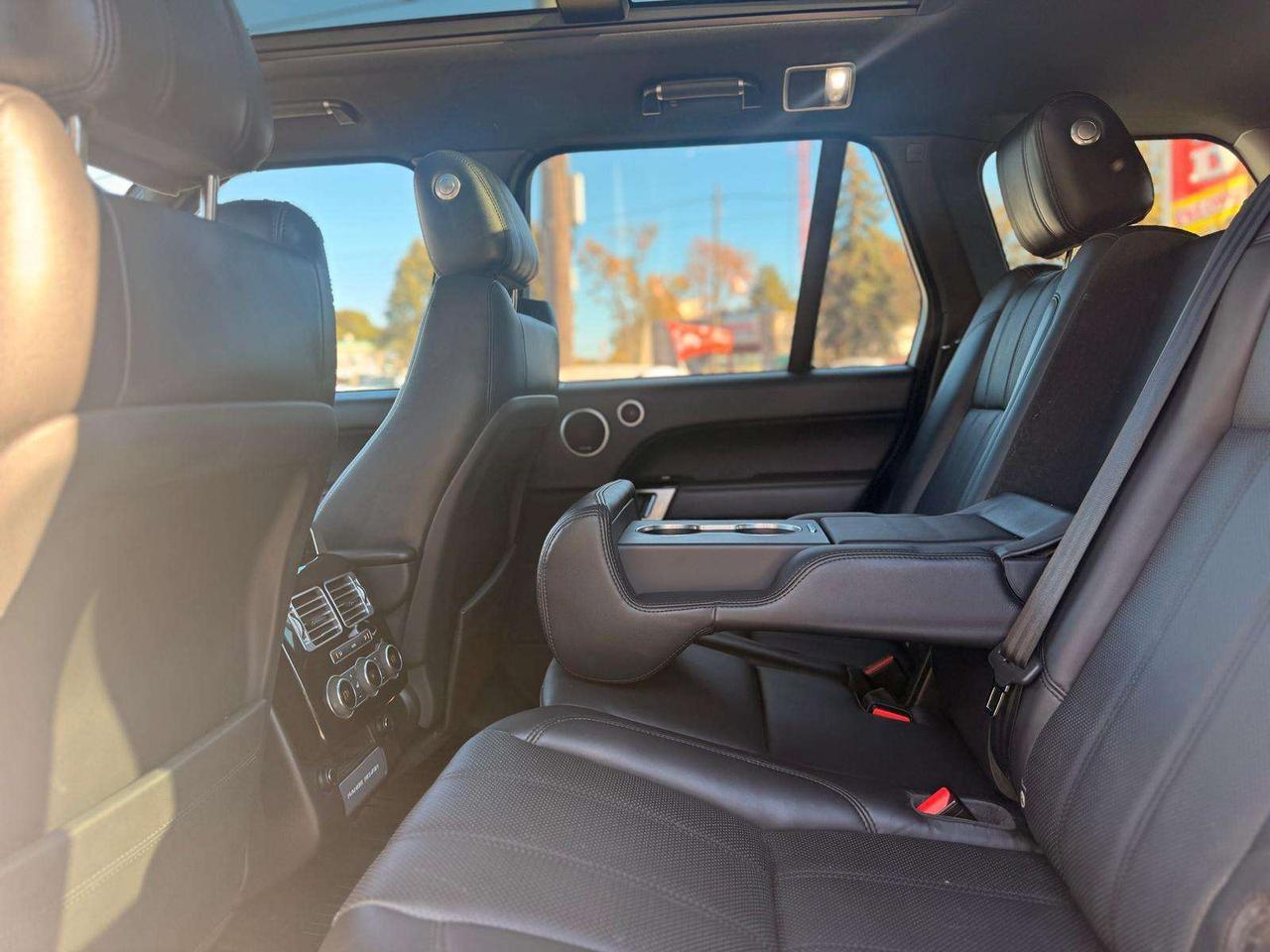 2017 Land Rover Range Rover 4WD 4dr SC SWB Photo