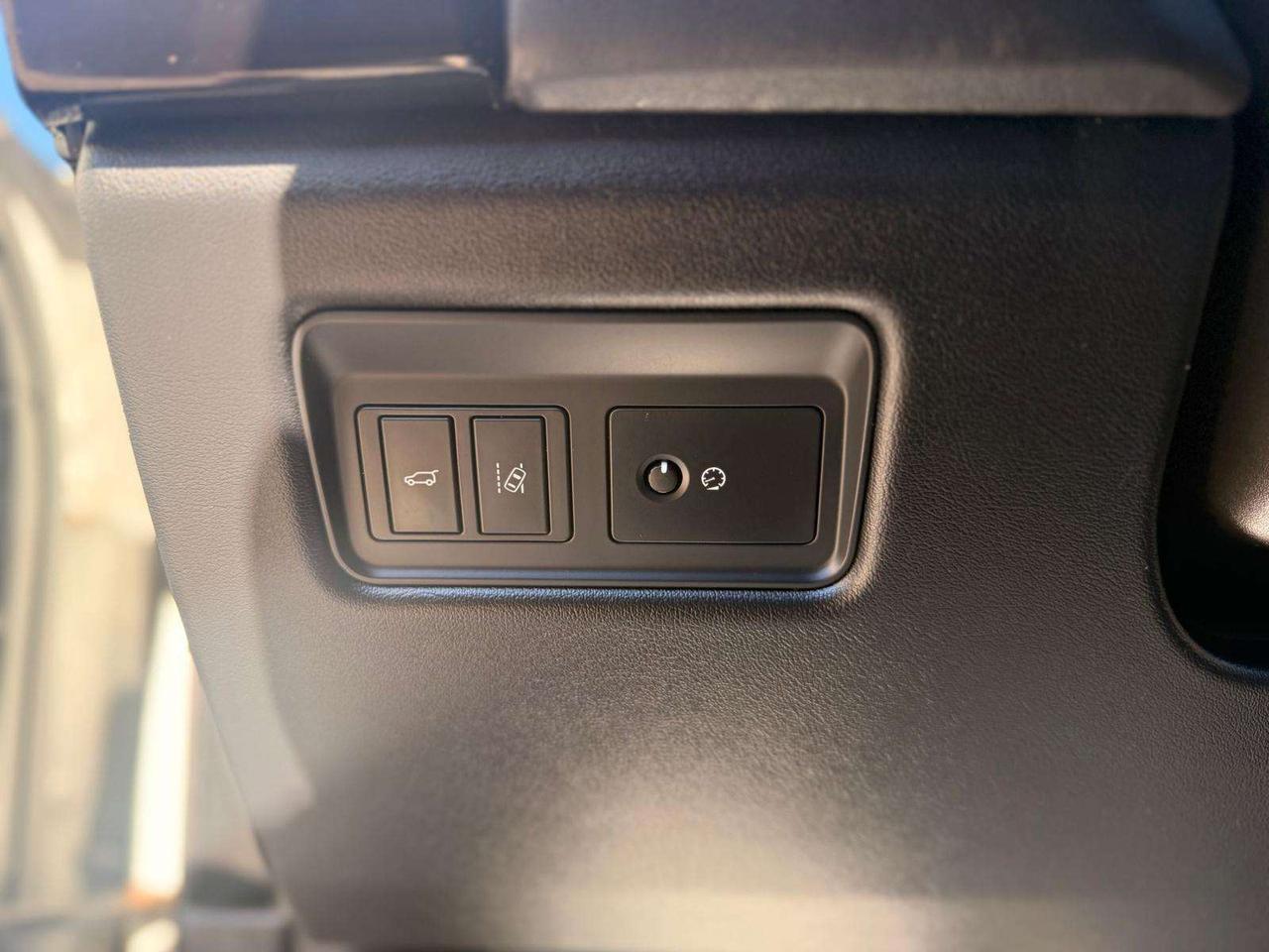 2017 Land Rover Range Rover 4WD 4dr SC SWB Photo